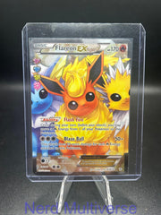 FLAREON EX RC28/RC32 UR GENERATIONS POKEMON HOLO LP